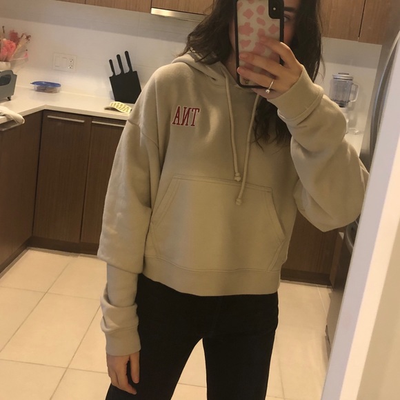 Cropped hoodie! - Picture 5 of 5